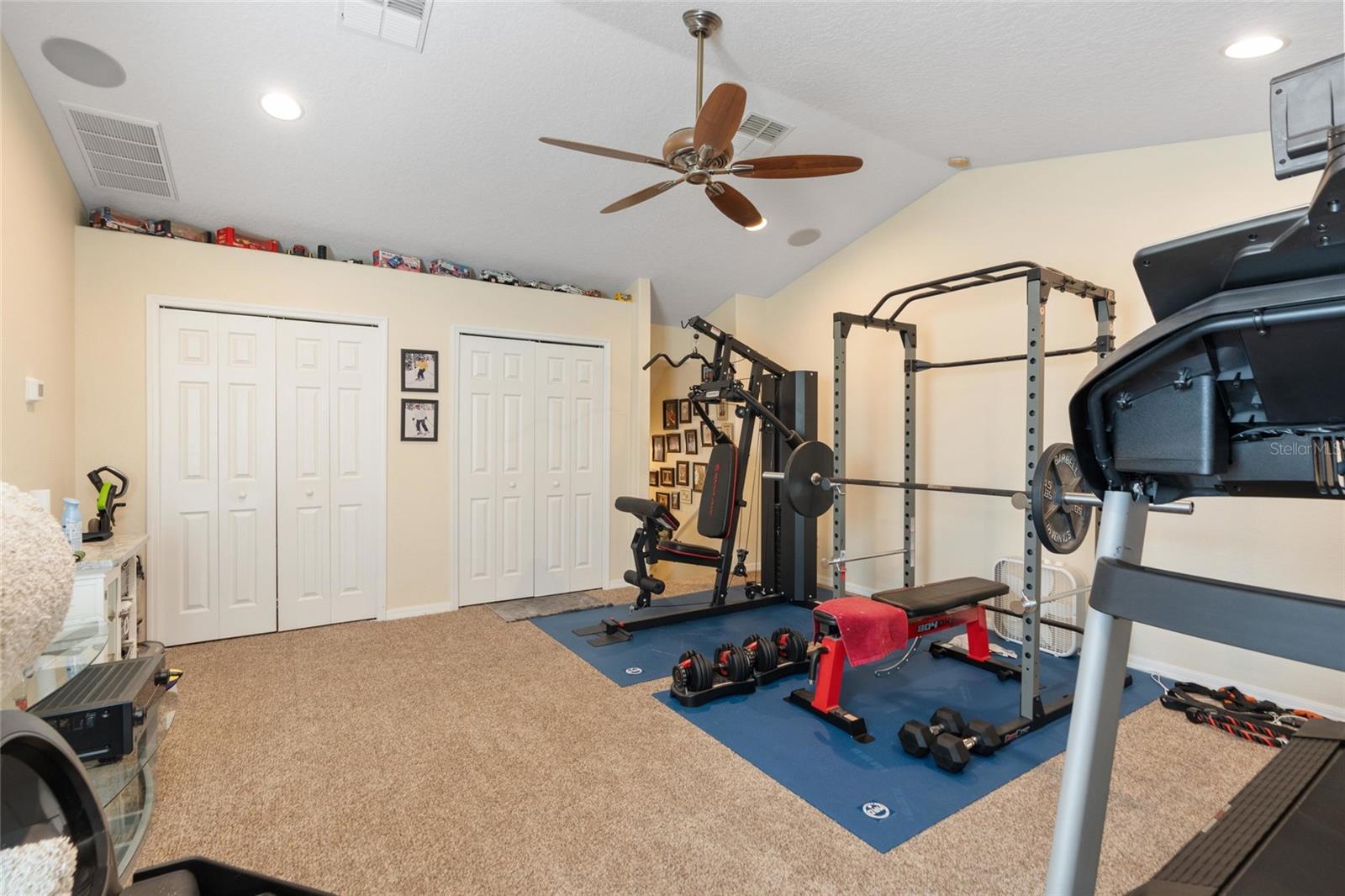 WATERS EDGE - Residential