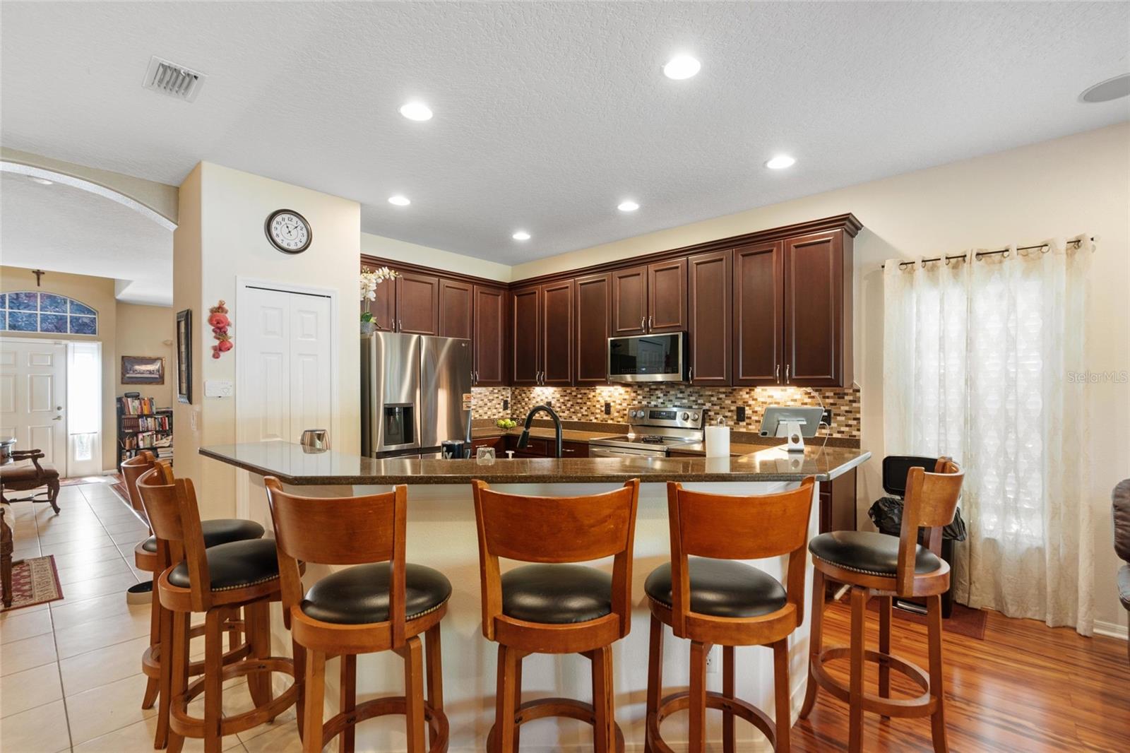 WATERS EDGE - Residential