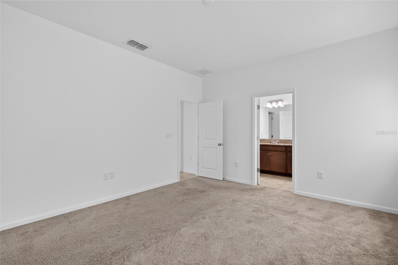 HARTWOOD LNDG - Residential