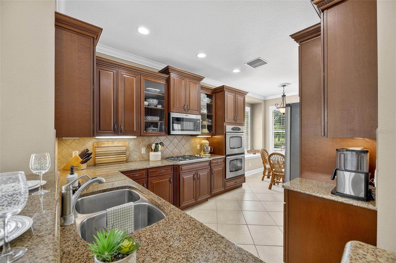 5312 GOLDEN ISLES DRIVE