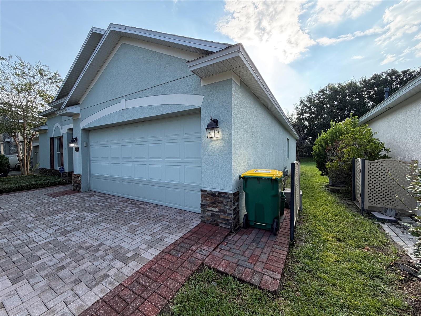 115 GLADESDOWN COURT