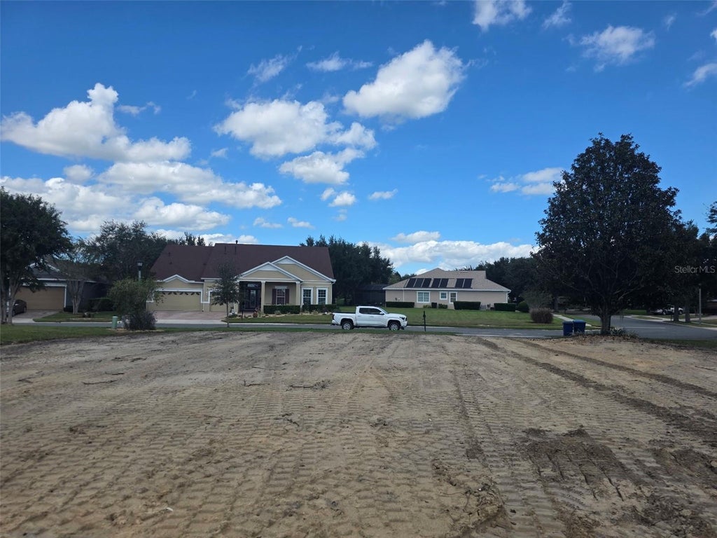 Photo of 248 Bayou Bend Road, Groveland, FL 34736 (MLS # G5119571)