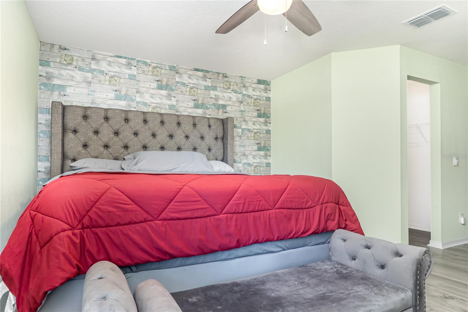 RIDGE AT SWAN LAKE - Residential Lease