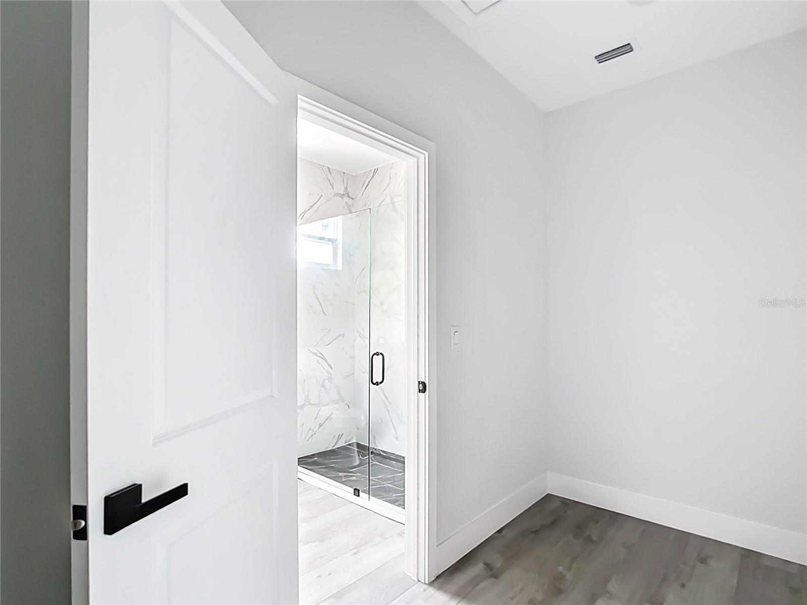 MARION OAKS - Residential