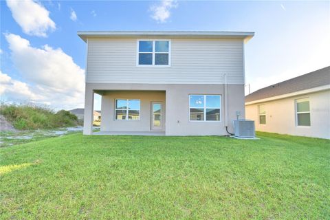 A home in WINTER HAVEN