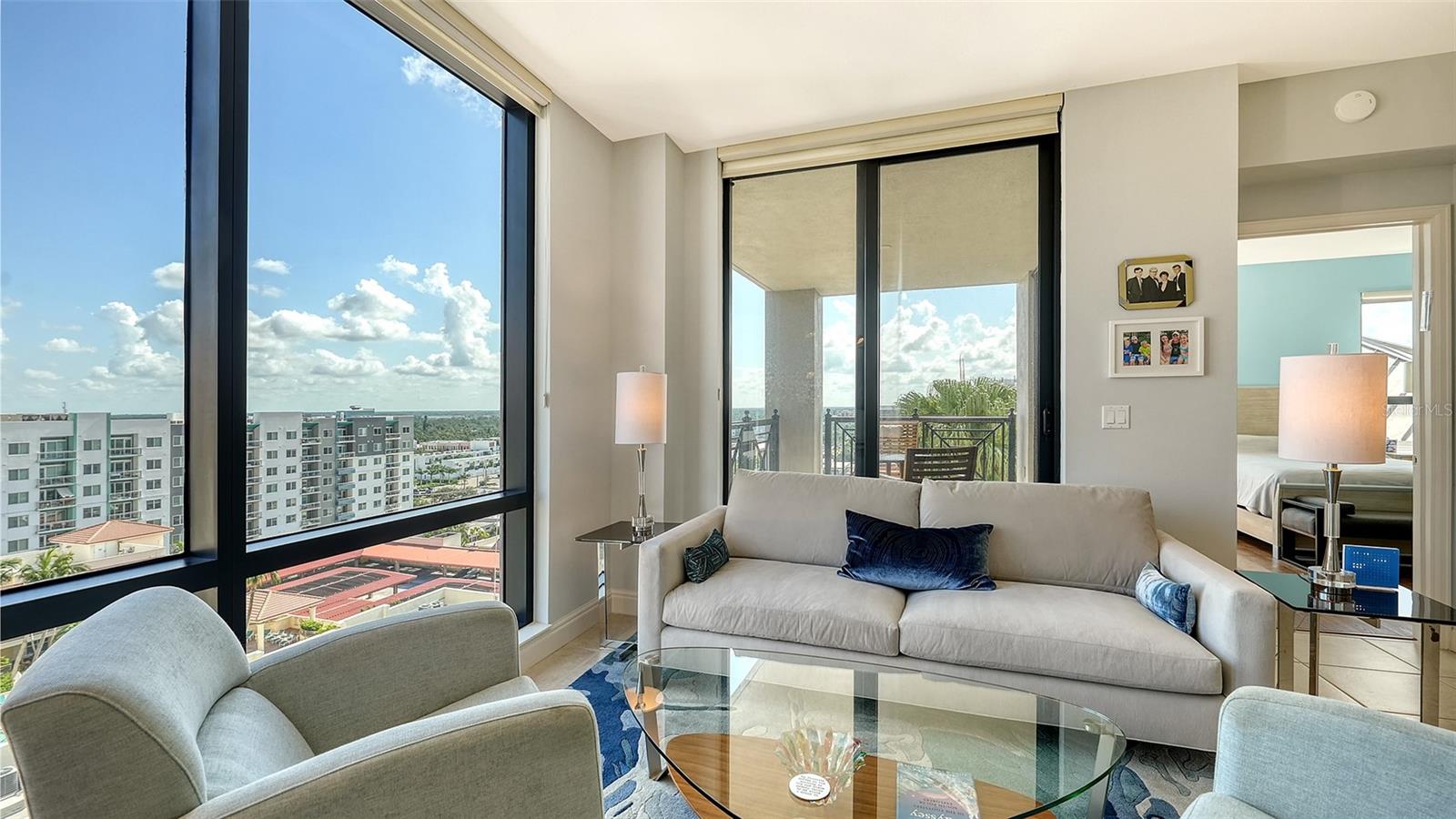 PLAZA AT 05 POINTS RESIDENCES - Residential