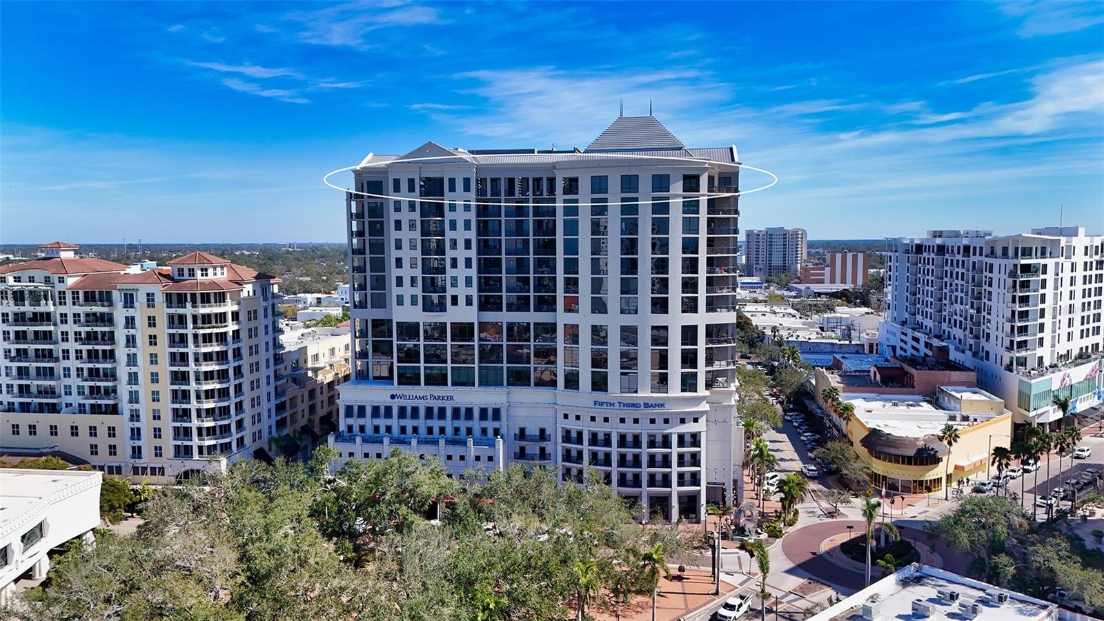 PLAZA AT 05 POINTS RESIDENCES - Residential