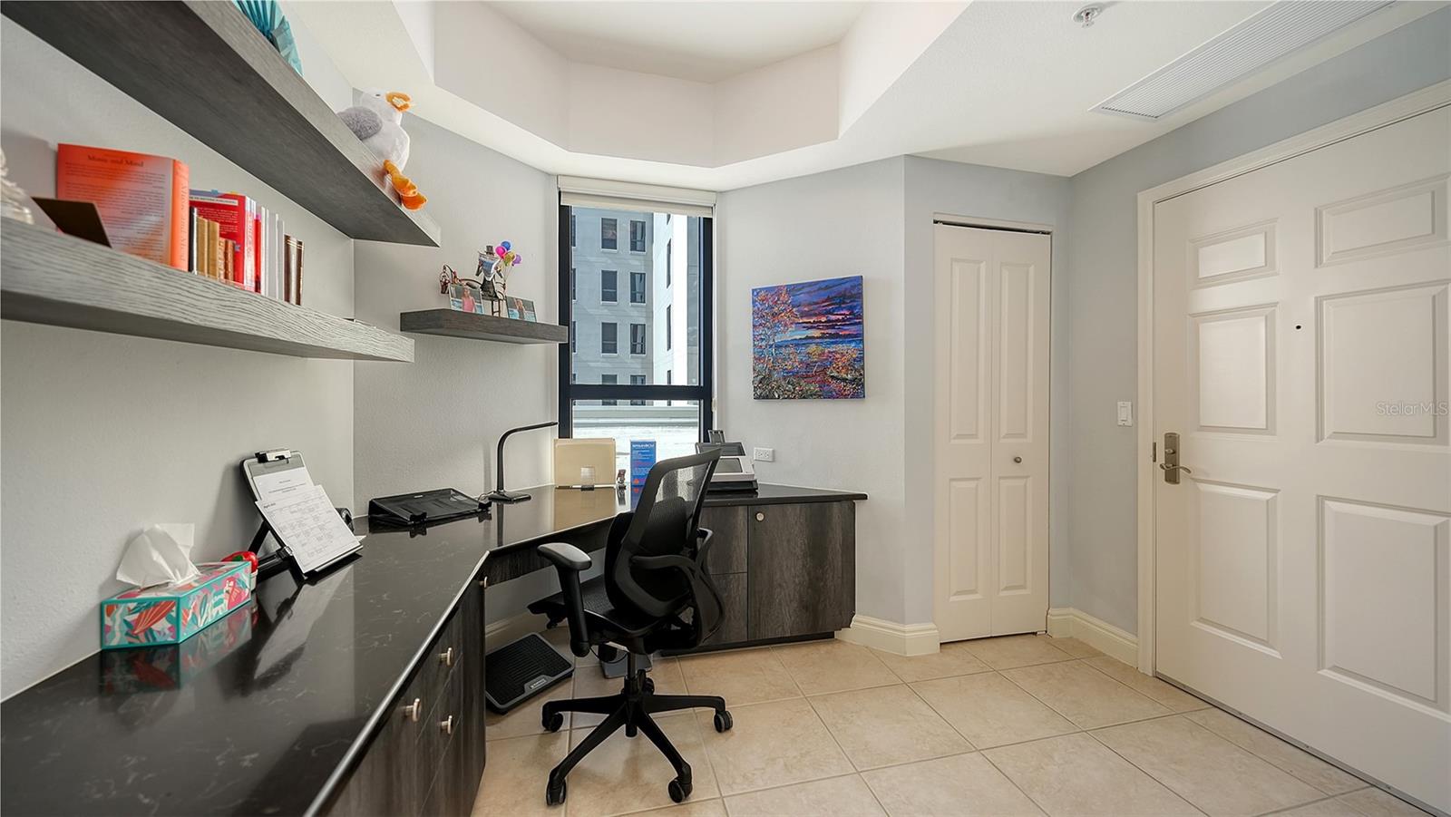 PLAZA AT 05 POINTS RESIDENCES - Residential