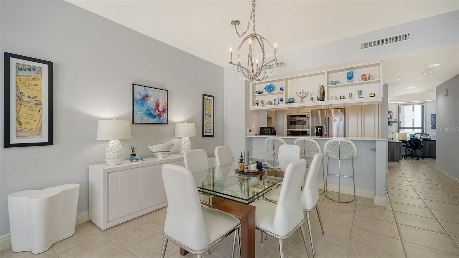 PLAZA AT 05 POINTS RESIDENCES - Residential