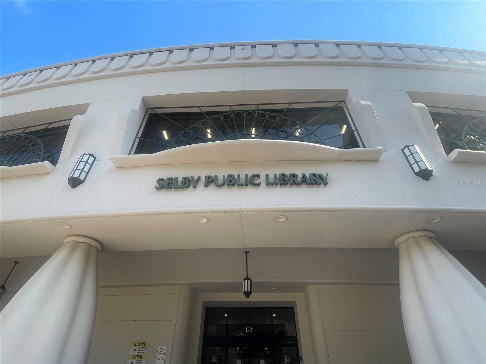 PLAZA AT 05 POINTS RESIDENCES - Residential