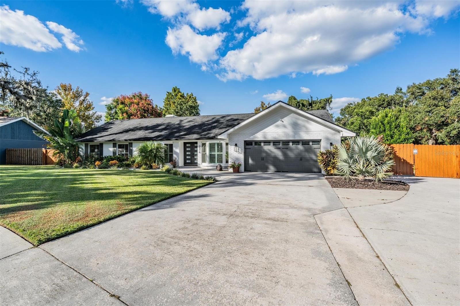 OAKWOOD RAVINE - Residential