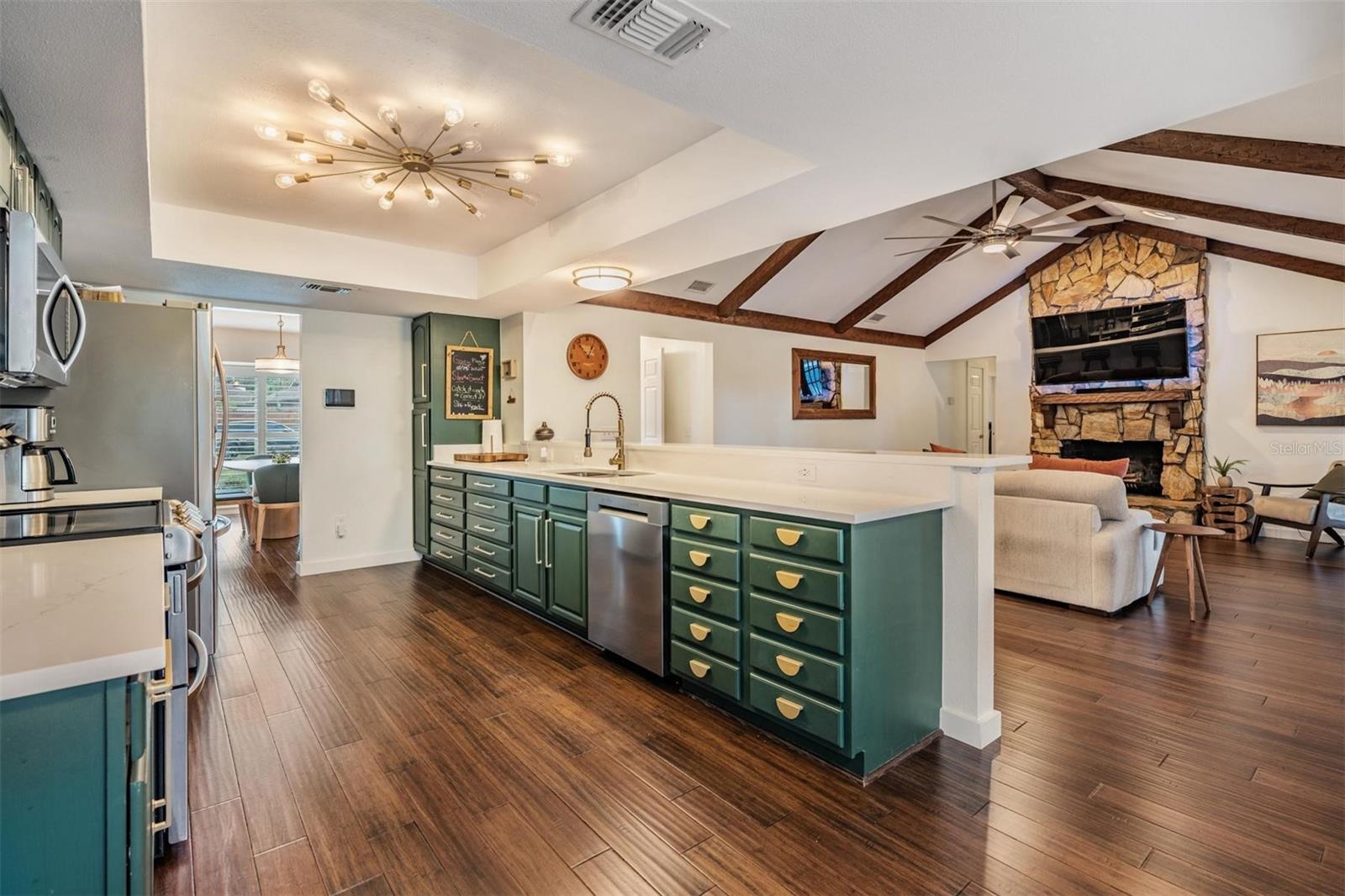 OAKWOOD RAVINE - Residential