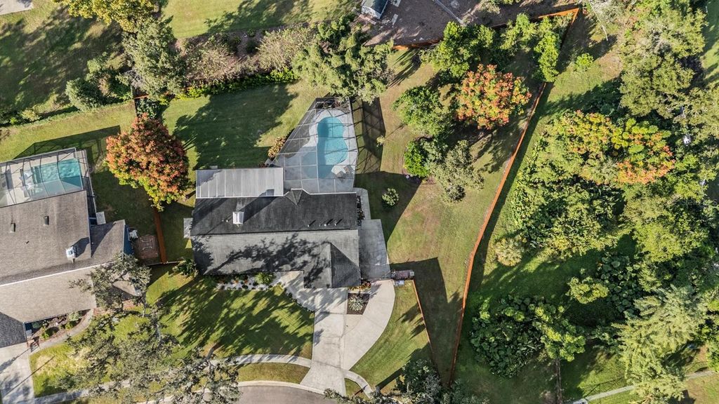 Photo of 2516 Laurelwood Lane, Valrico, FL 33596 (MLS # TB8443639)