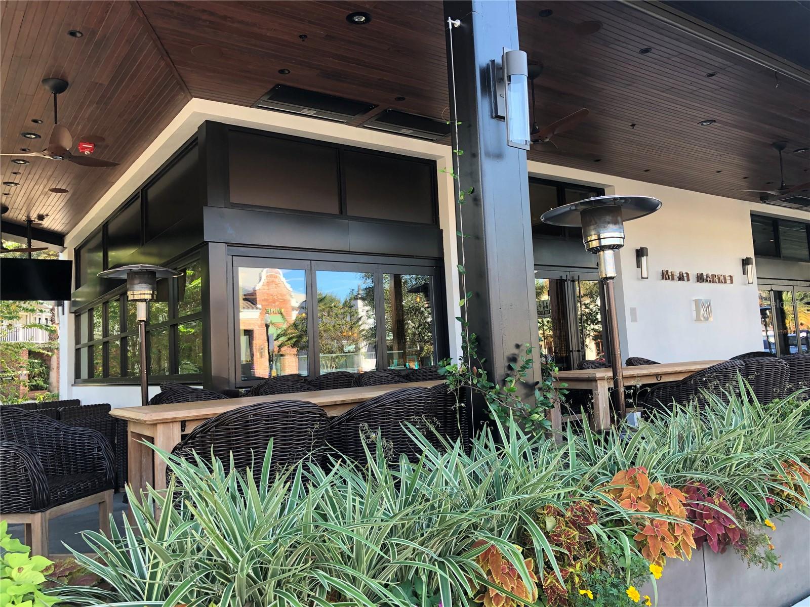 HYDE PARK WEST - Residential Lease