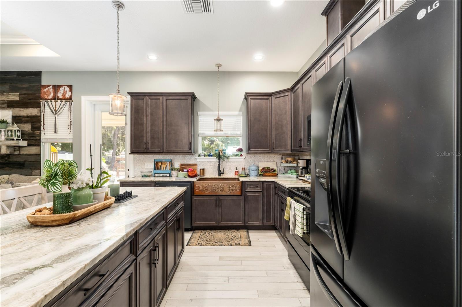 HARBOR SHORES UNIT 01 - Residential