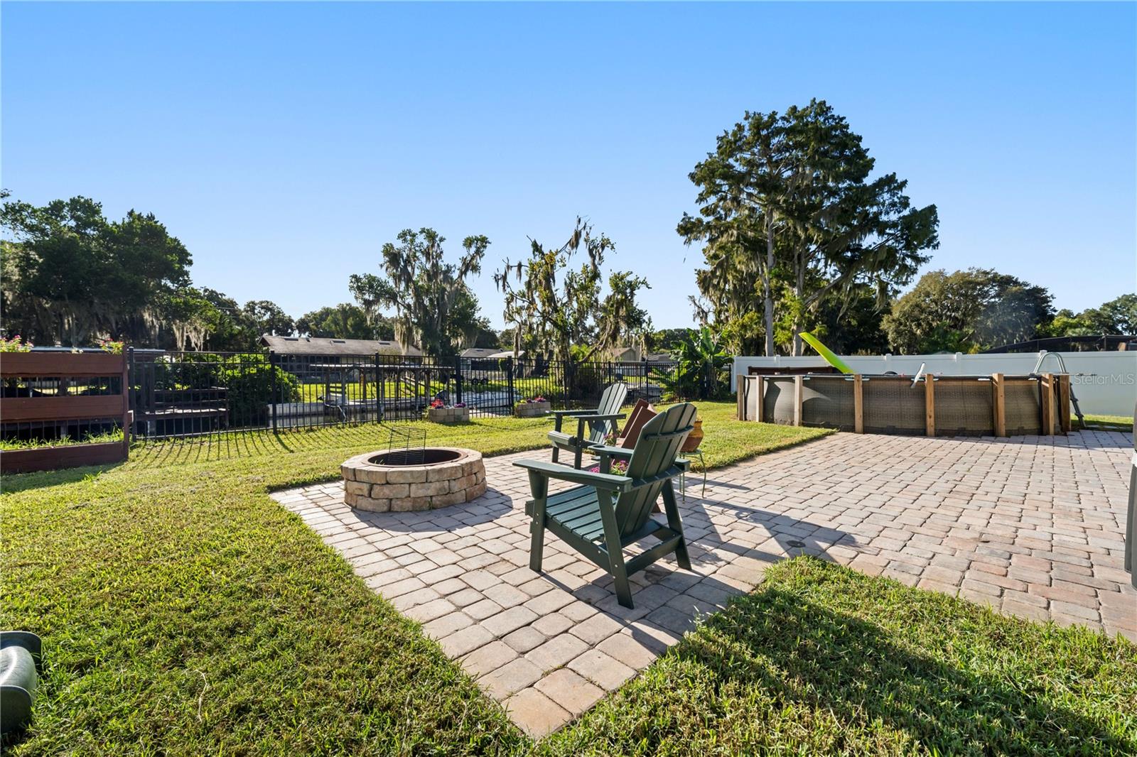 HARBOR SHORES UNIT 01 - Residential