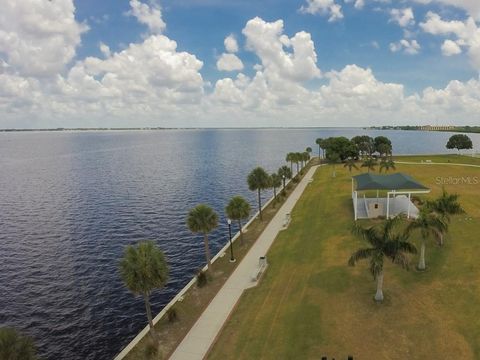 A home in PUNTA GORDA