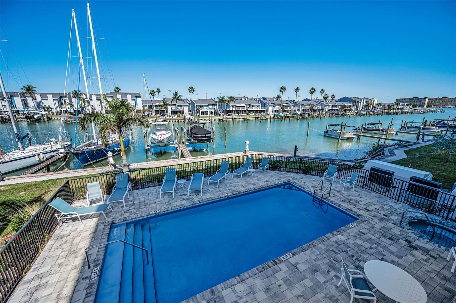 RESIDENCES AT TOWN CENTER CONDO - Residential