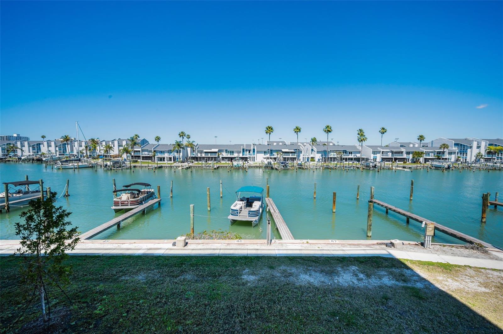 RESIDENCES AT TOWN CENTER CONDO - Residential