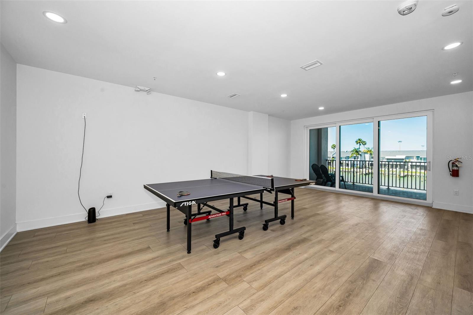 RESIDENCES AT TOWN CENTER CONDO - Residential