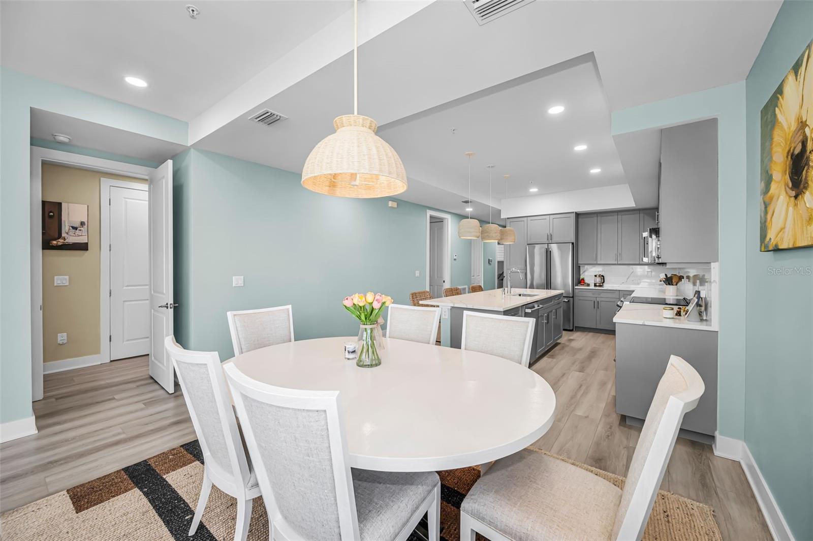 RESIDENCES AT TOWN CENTER CONDO - Residential