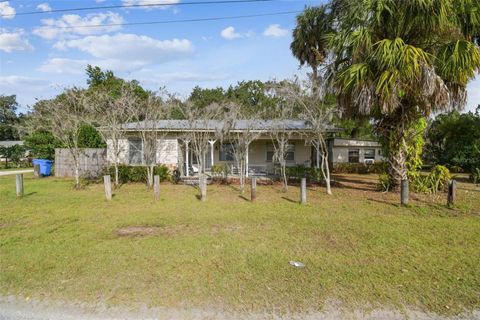 Photo of 1816 Mcgee Road, Plant City, FL 33565 (MLS # TB8455568)