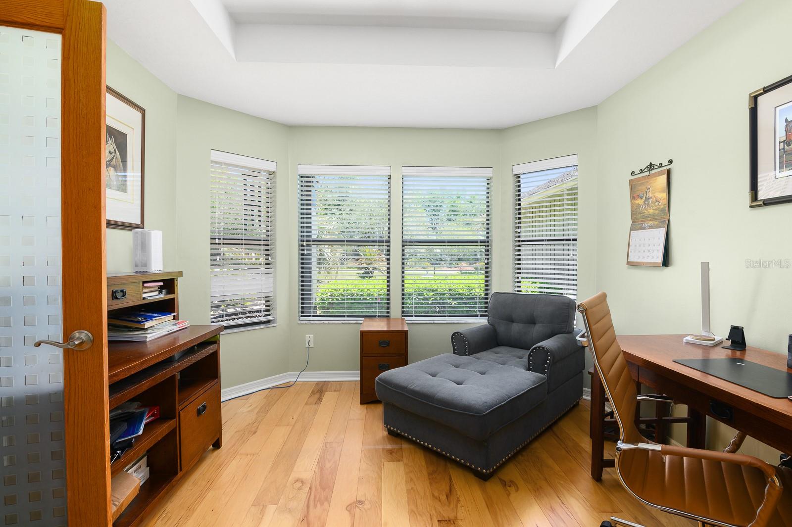 HOLLY HILLS - Residential