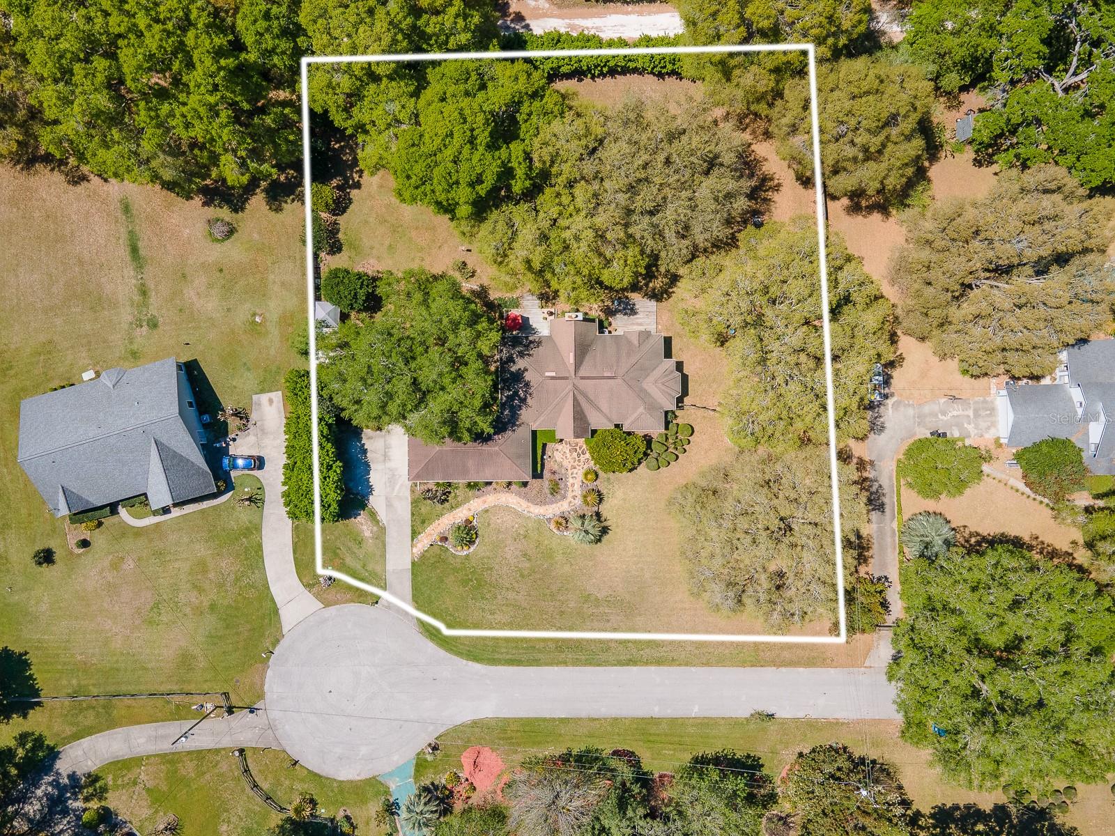 HOLLY HILLS - Residential