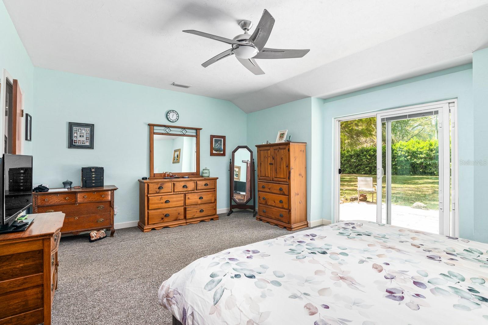 HOLLY HILLS - Residential