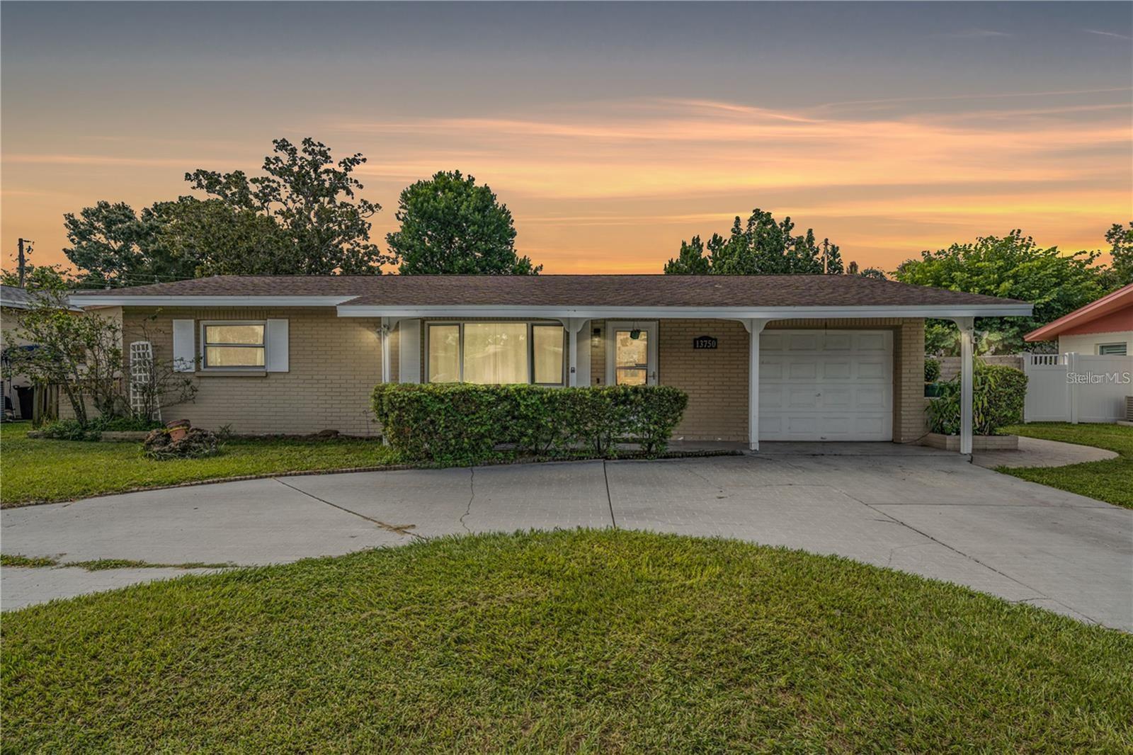OAKHURST GROVES - Residential Lease