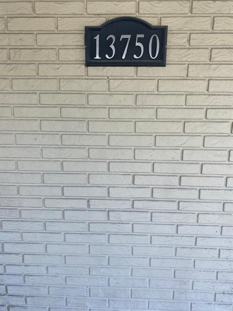 OAKHURST GROVES - Residential Lease