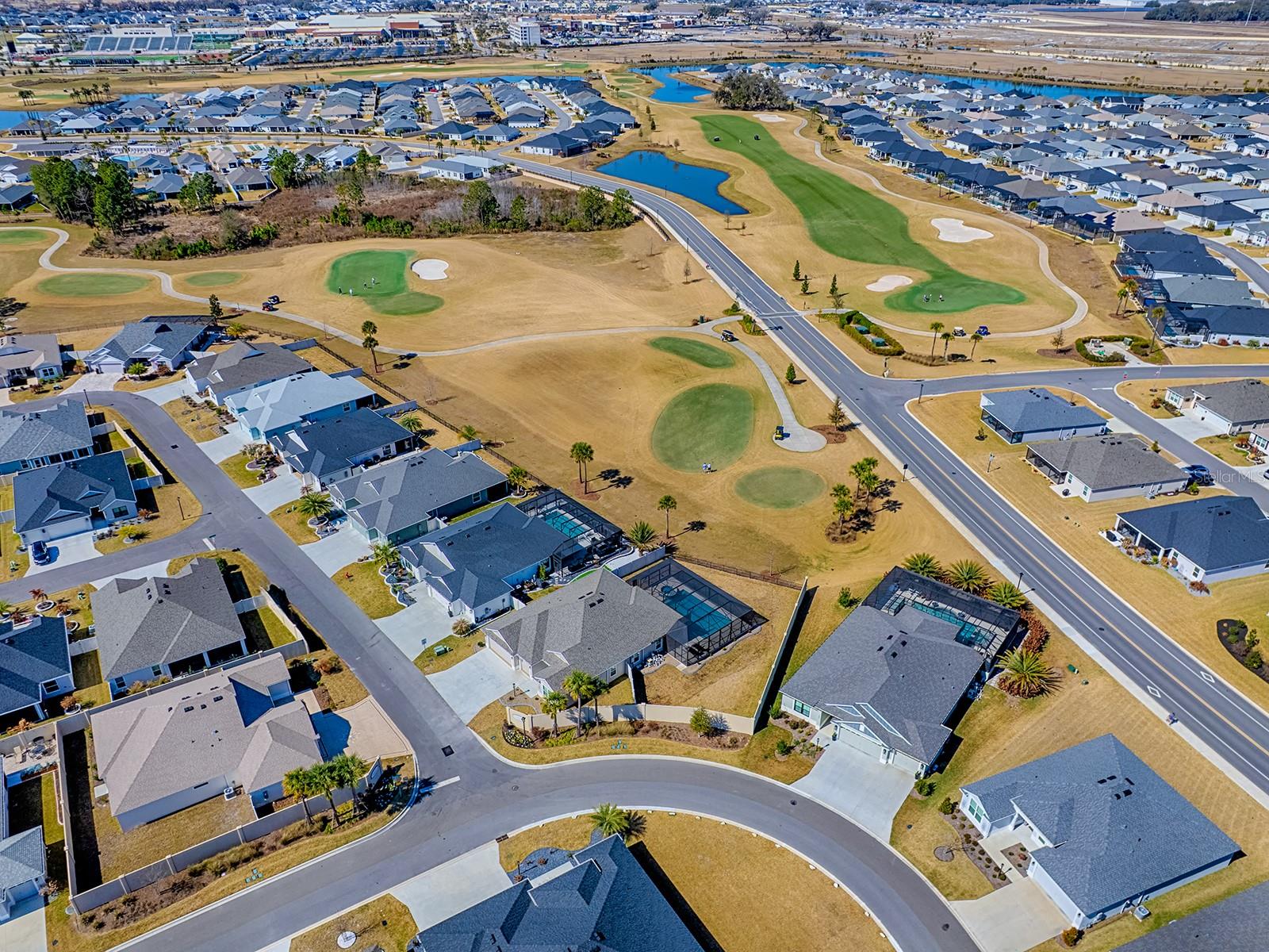 VILLAGES/SOUTHERN OAKS UN 206 - Residential