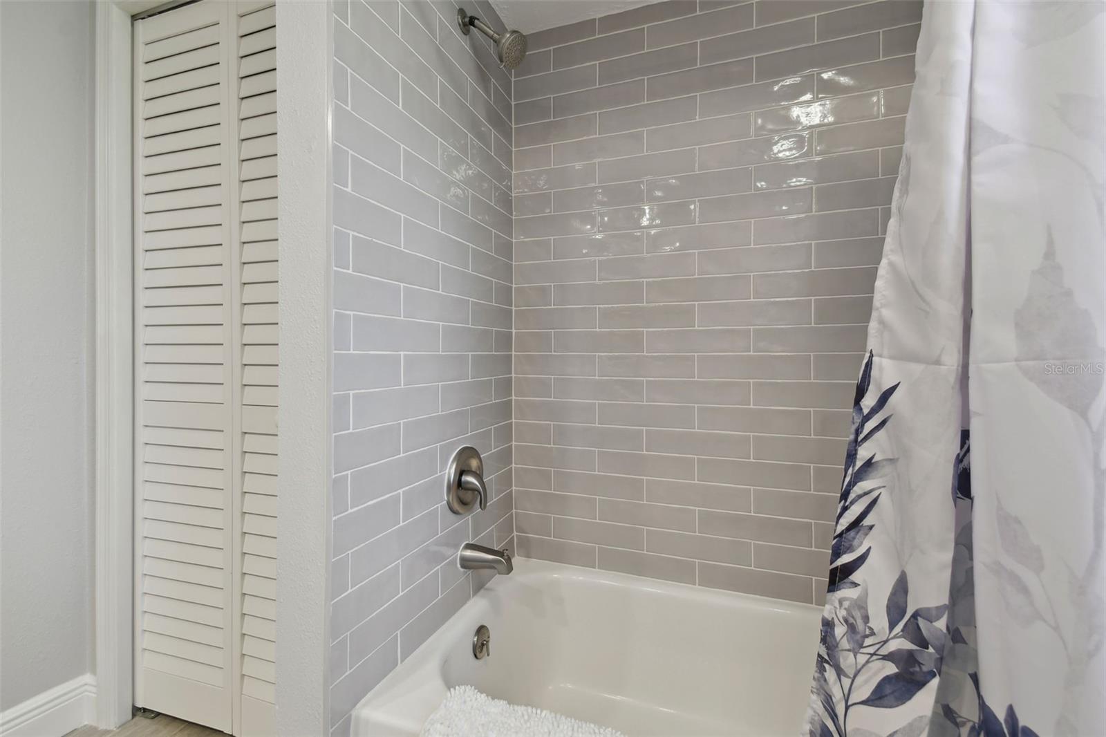 SUGARLOAF RIDGE - Residential