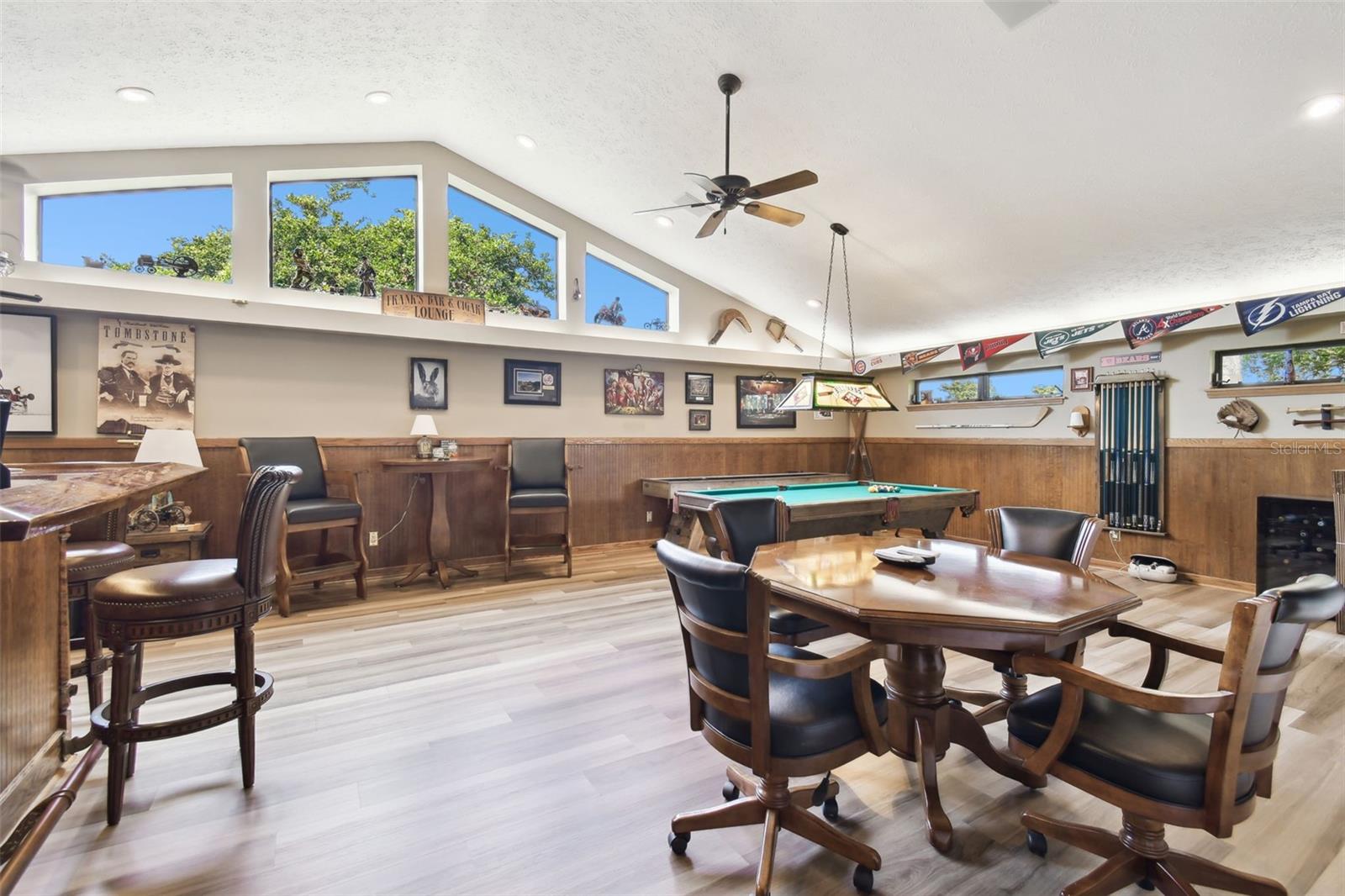 SUGARLOAF RIDGE - Residential