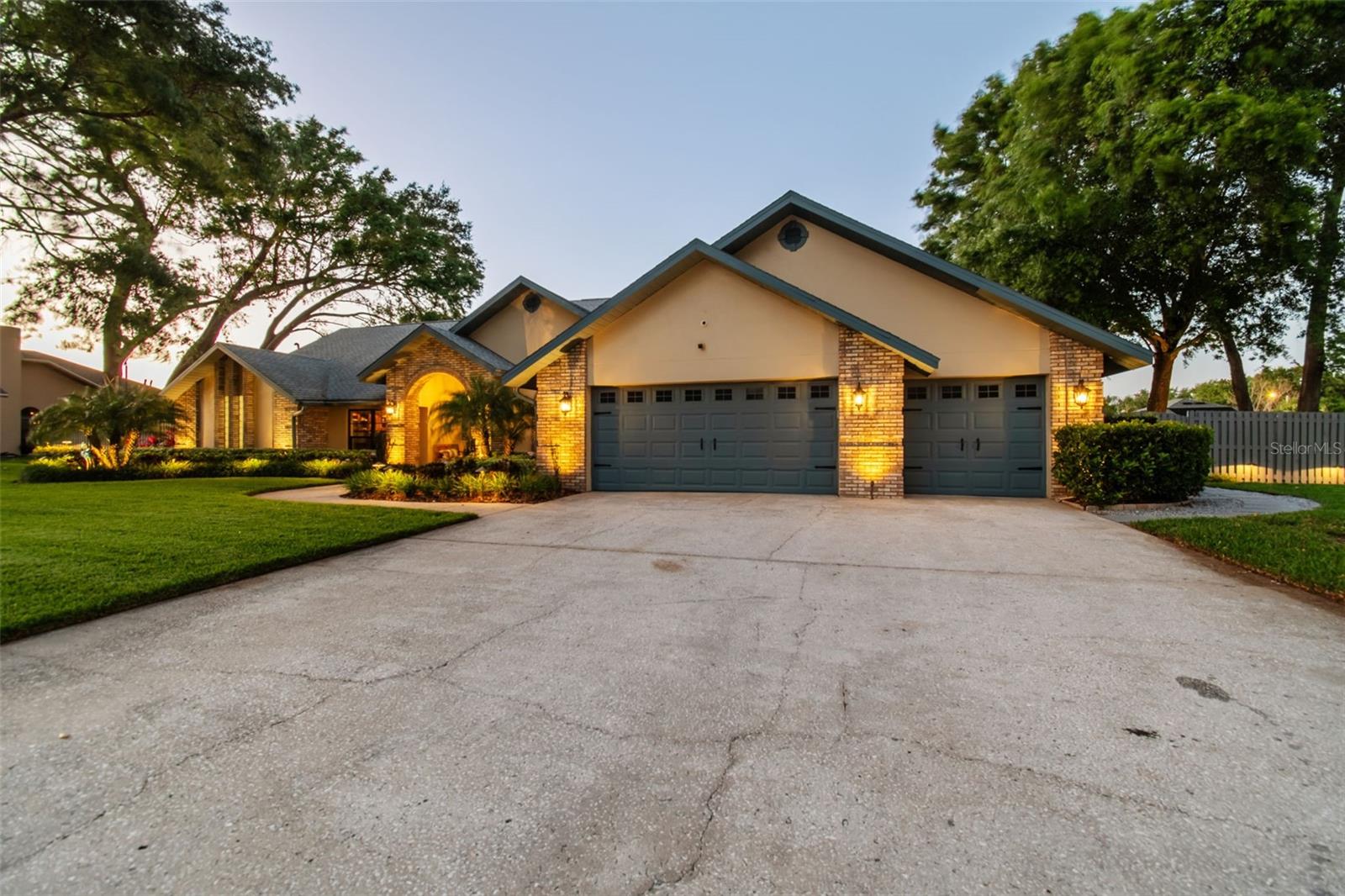 SUGARLOAF RIDGE - Residential