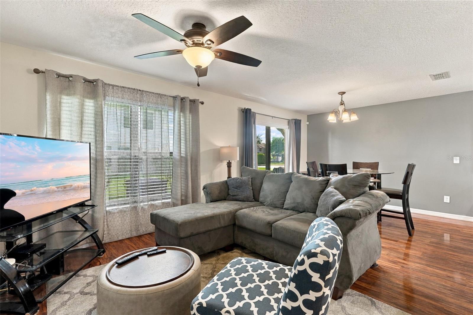 6431 WINDSOR LAKES CIR