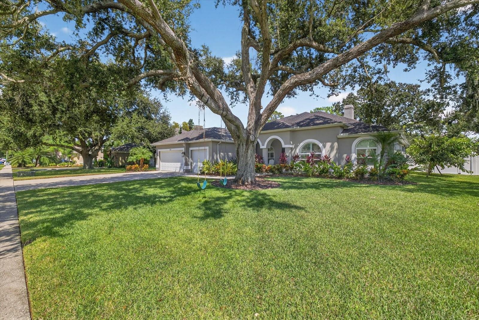 17014 WINNERS CIRCLE