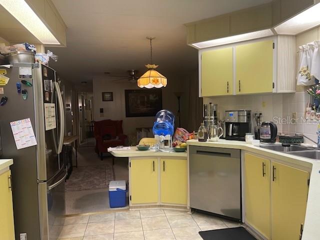 CONTINENTAL COUNTRY CLUB - Residential