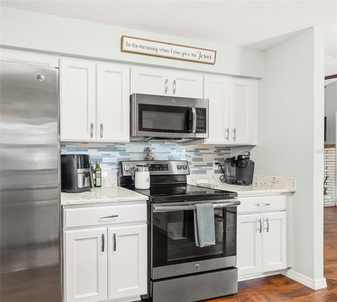 Tiny photo for 4953 SE 33rd Ter, Ocala, FL 34480 (MLS # FC321071)