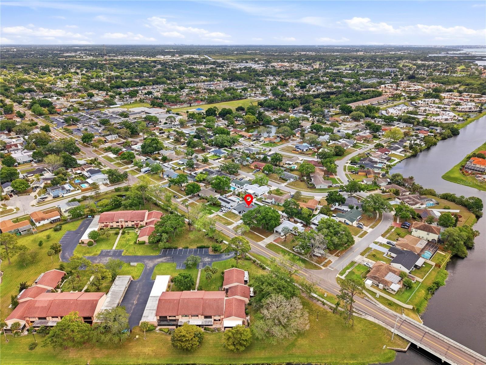 SEMINOLE PINES SUB PH 1 - Residential