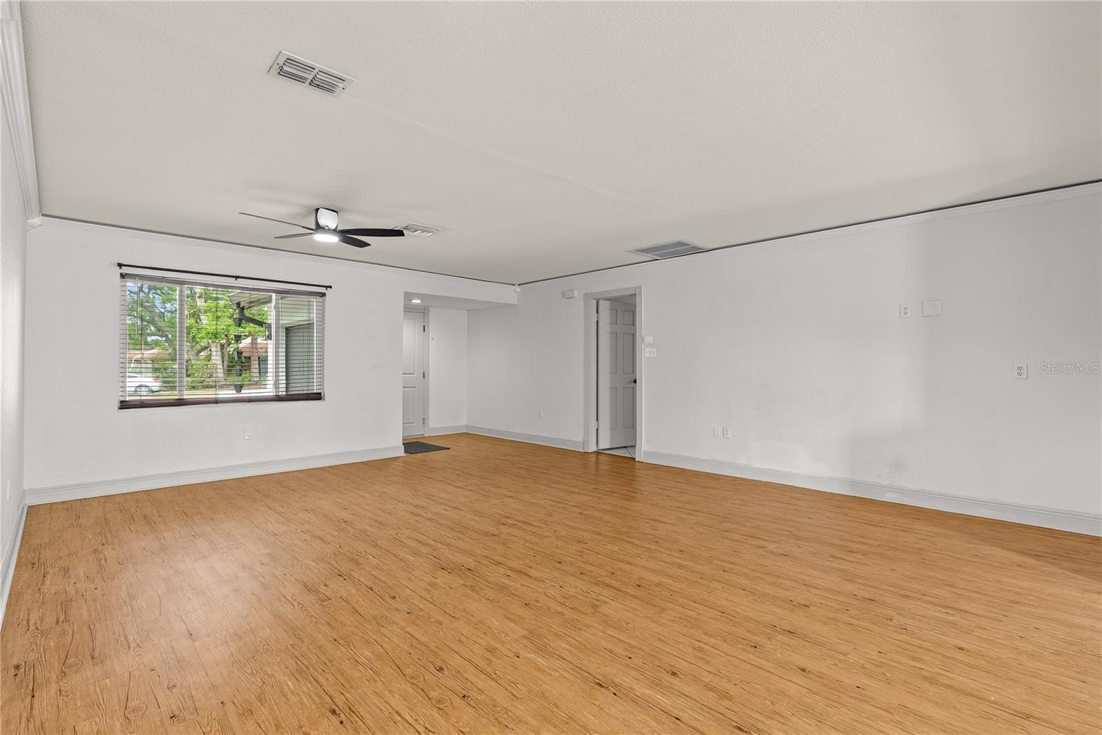 SEMINOLE PINES SUB PH 1 - Residential