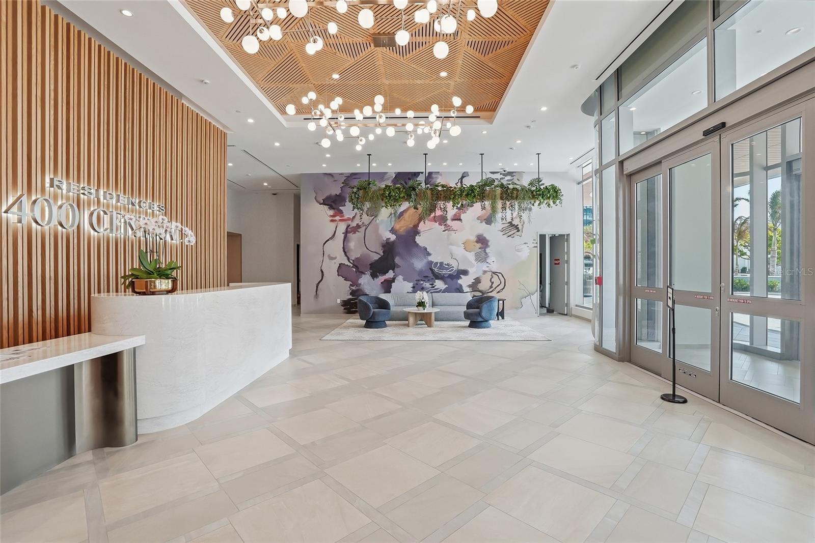 RESIDENCES AT 400 CENTRAL - Residential