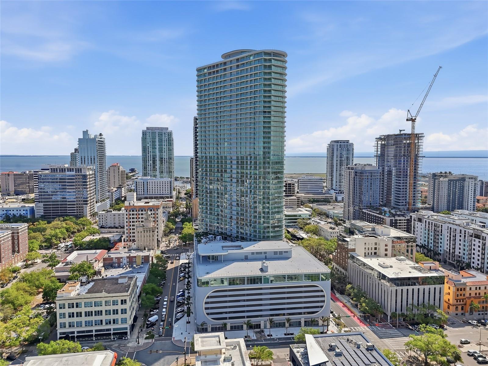 RESIDENCES AT 400 CENTRAL - Residential