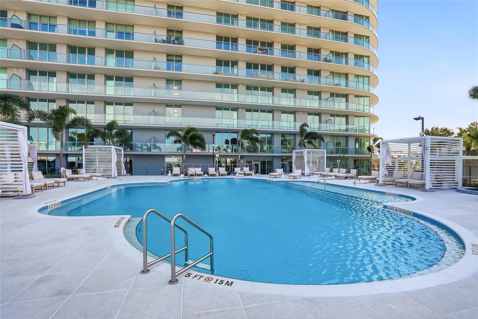 RESIDENCES AT 400 CENTRAL - Residential