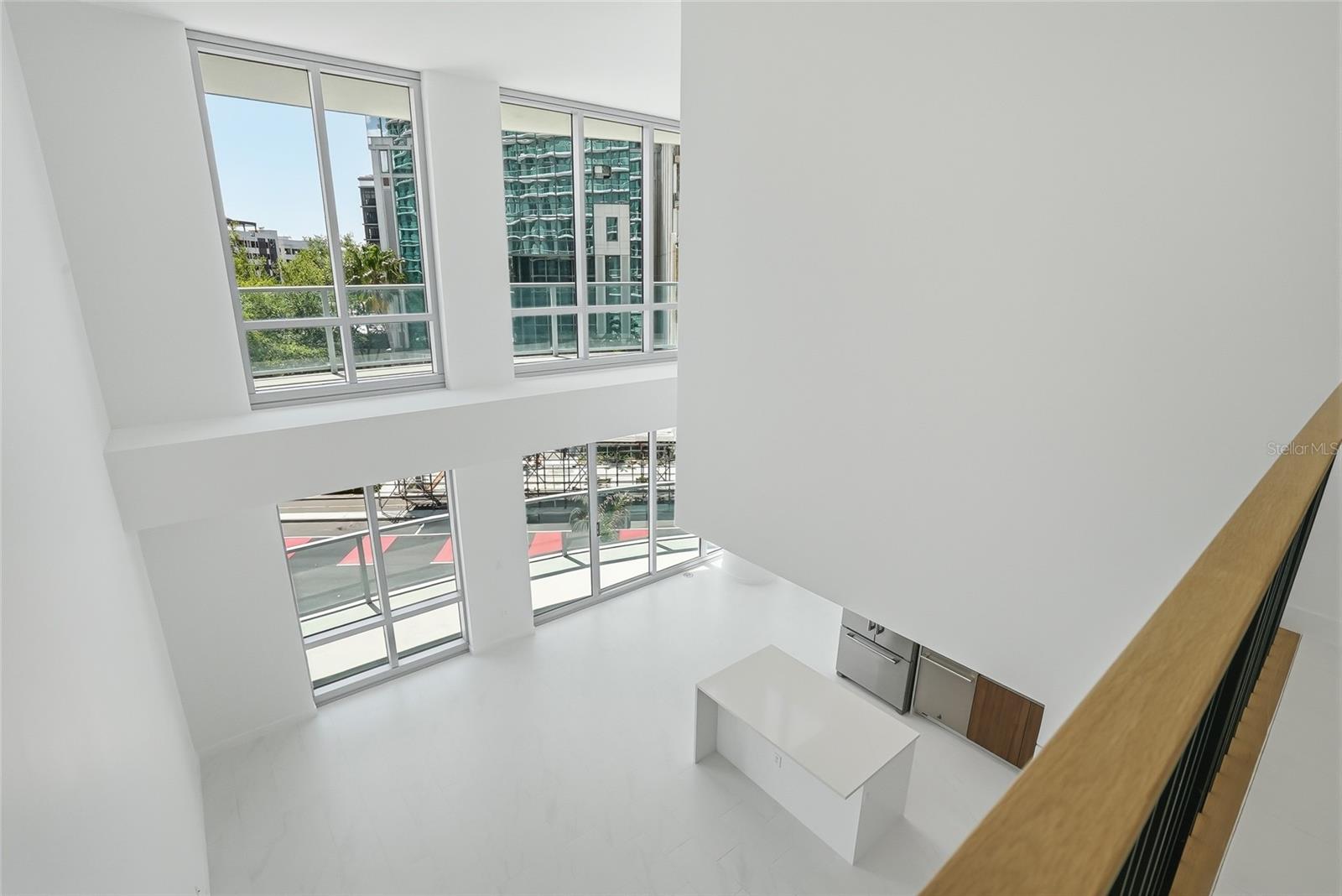 RESIDENCES AT 400 CENTRAL - Residential