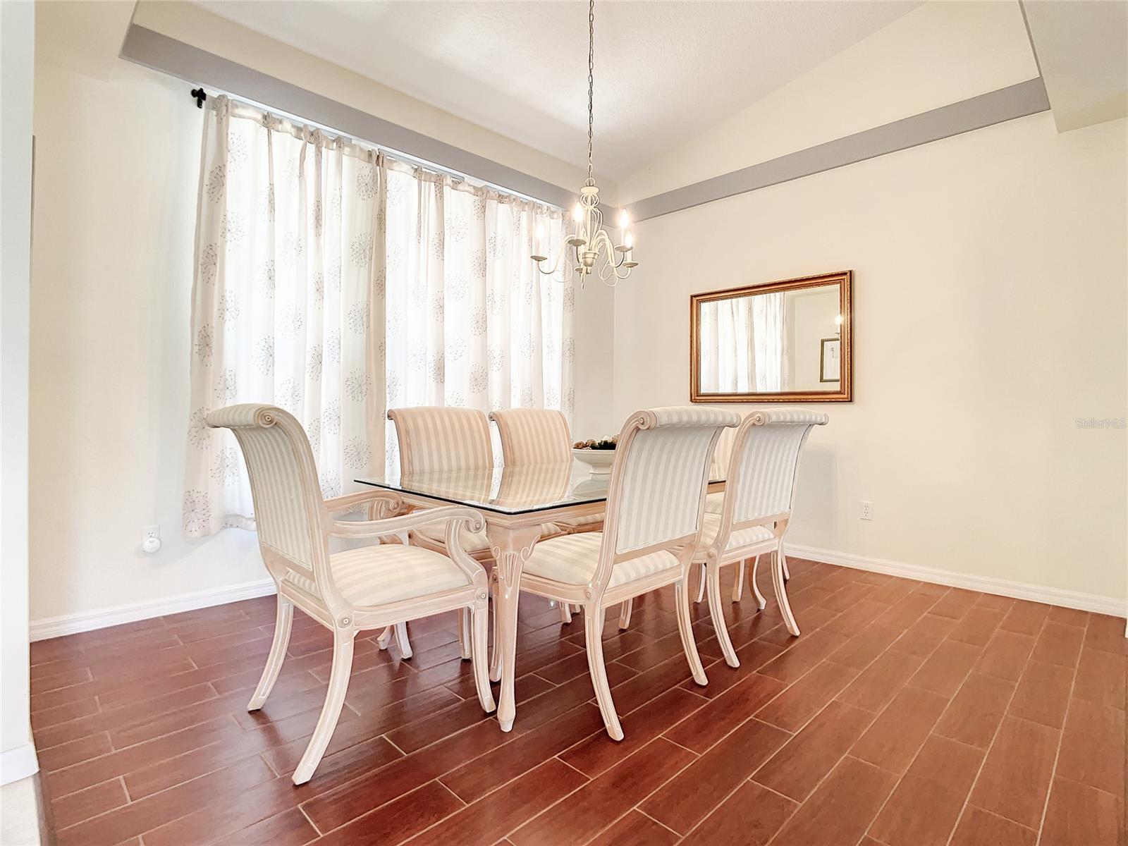 Cypress Head Ph 02B - Residential