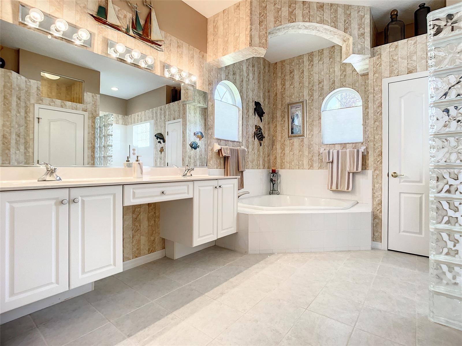 Cypress Head Ph 02B - Residential