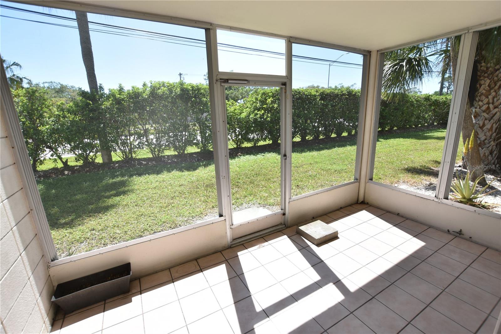 STRATHMORE VILLAGE GREEN - Residential