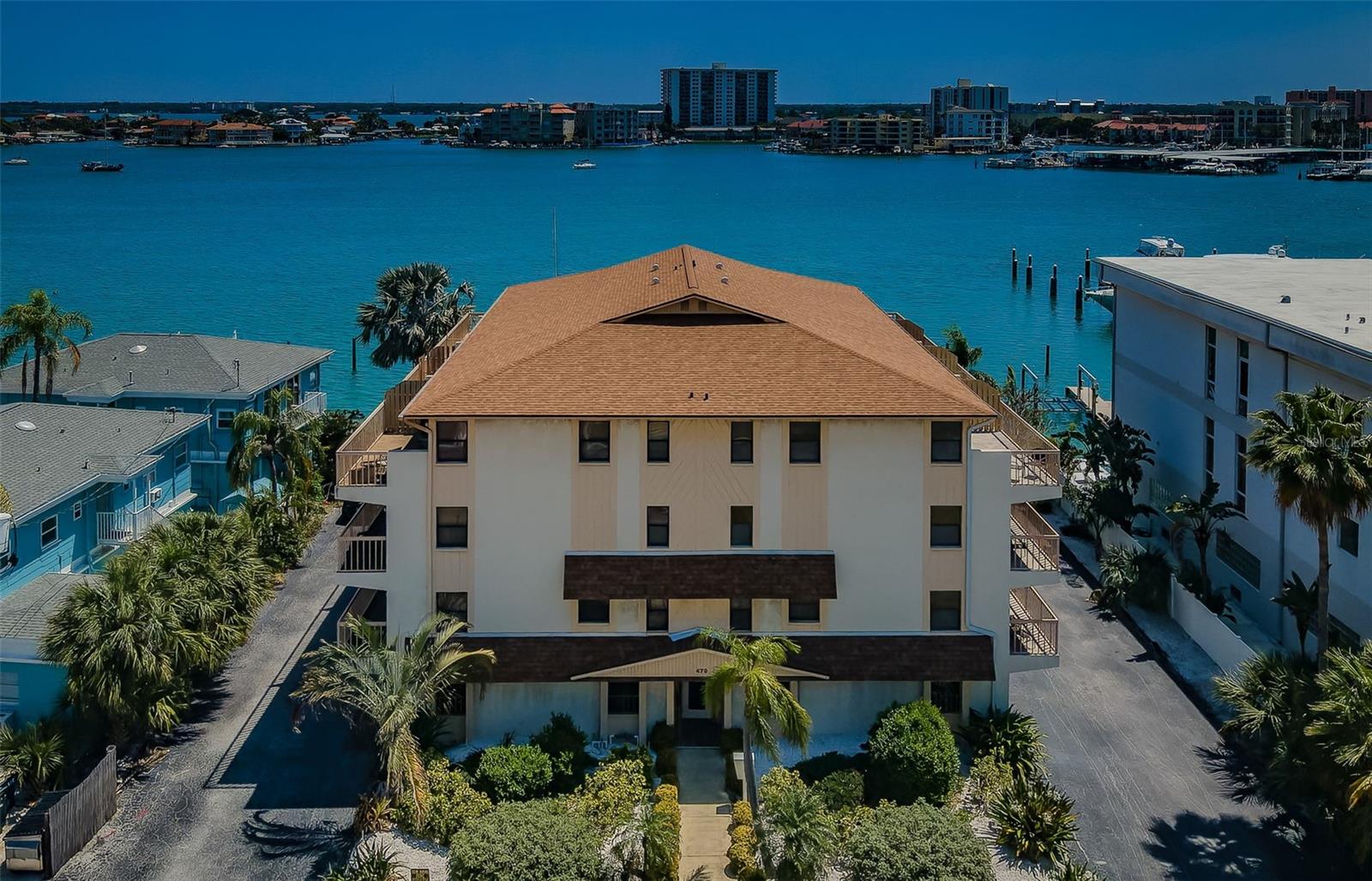 479 E SHORE DR 8