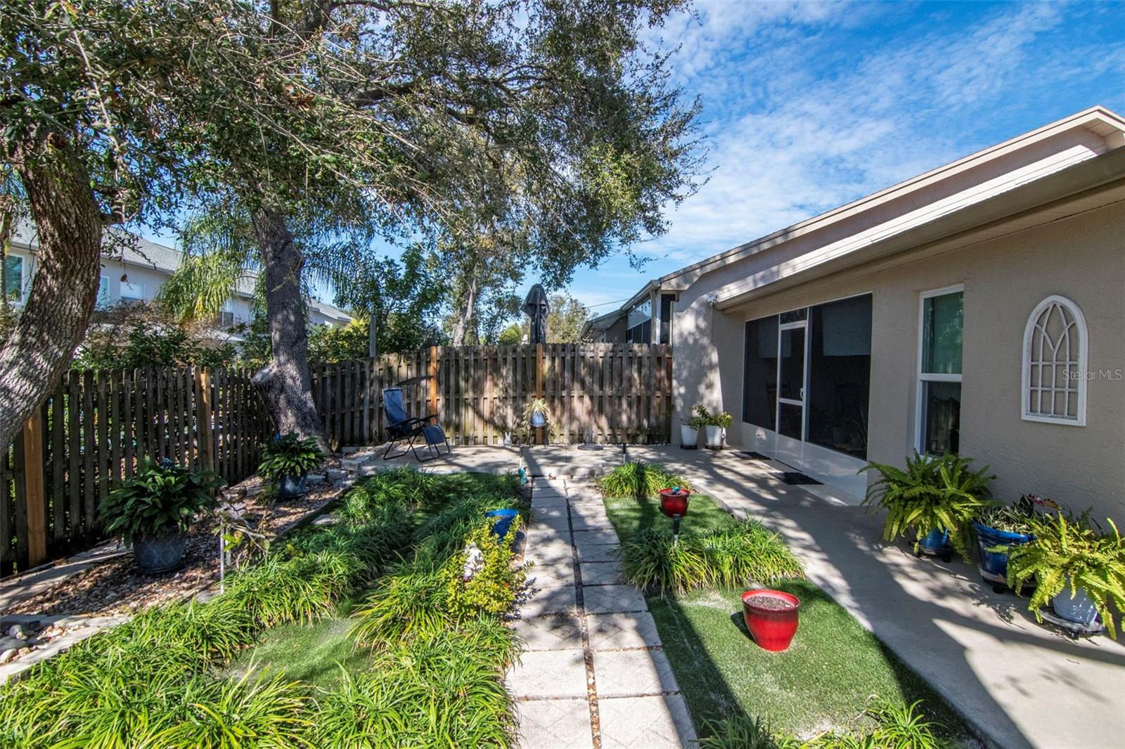 BROOKFIELD - Residential